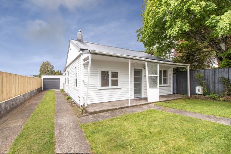 Photo of property in 29 Rimu Street, Inglewood, 4330