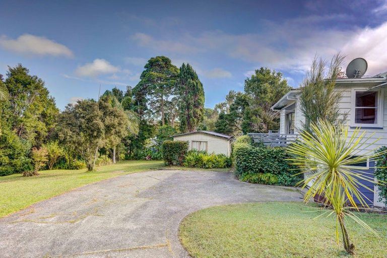 Photo of property in 32 Yorke Road, Haruru, 0204