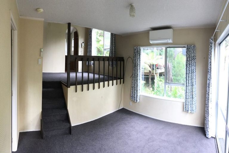 Photo of property in 3/42 Manuka Road, Glenfield, Auckland, 0629