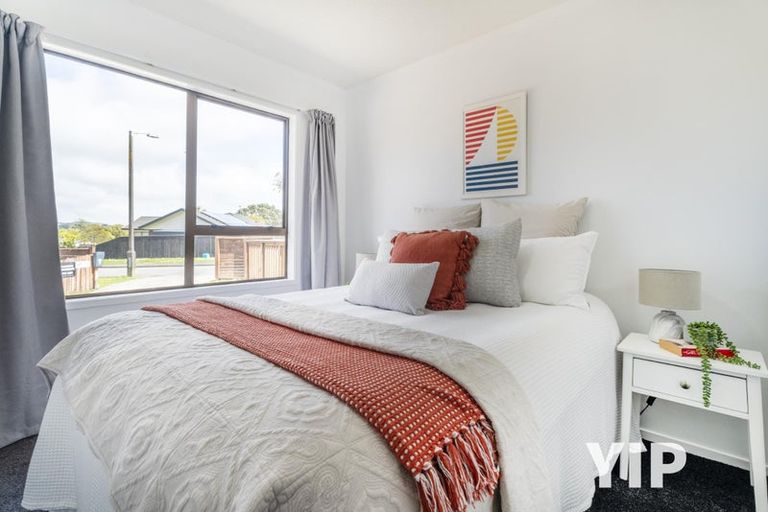 Photo of property in 52f1 Guadeloupe Crescent, Grenada Village, Wellington, 6037