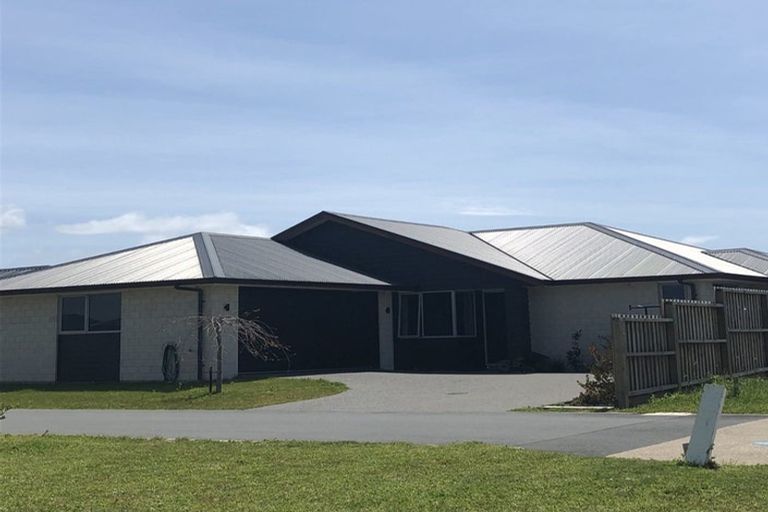 Photo of property in 17 Doyle Lane, Pyes Pa, Tauranga, 3112