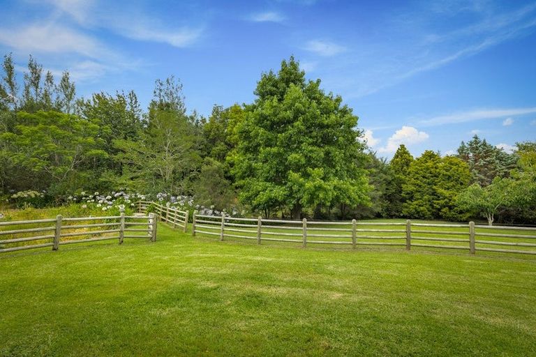 Photo of property in 305 Rapson Road, Kaukapakapa, 0871