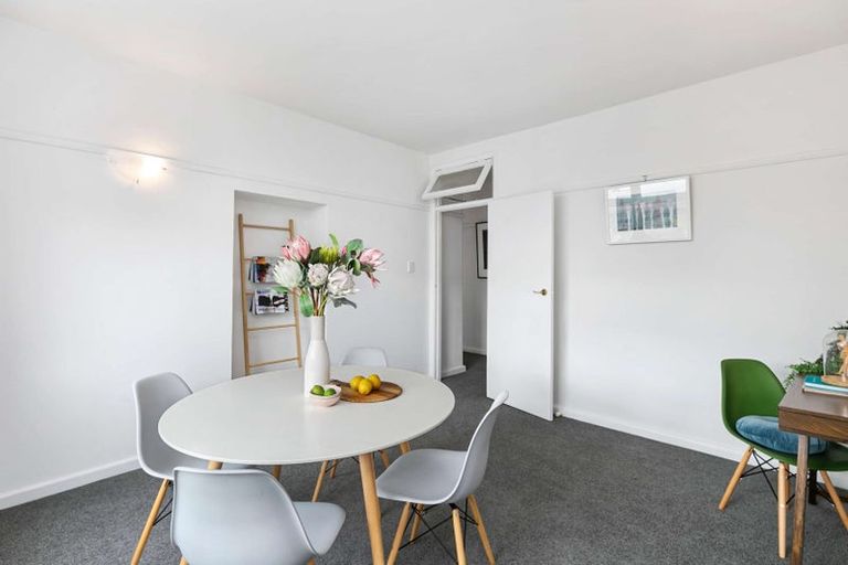 Photo of property in Hobson Flats, 1u1 Hobson Street, Pipitea, Wellington, 6011