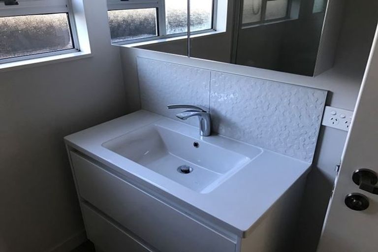 Photo of property in 5 Leistrella Road, Hoon Hay, Christchurch, 8025