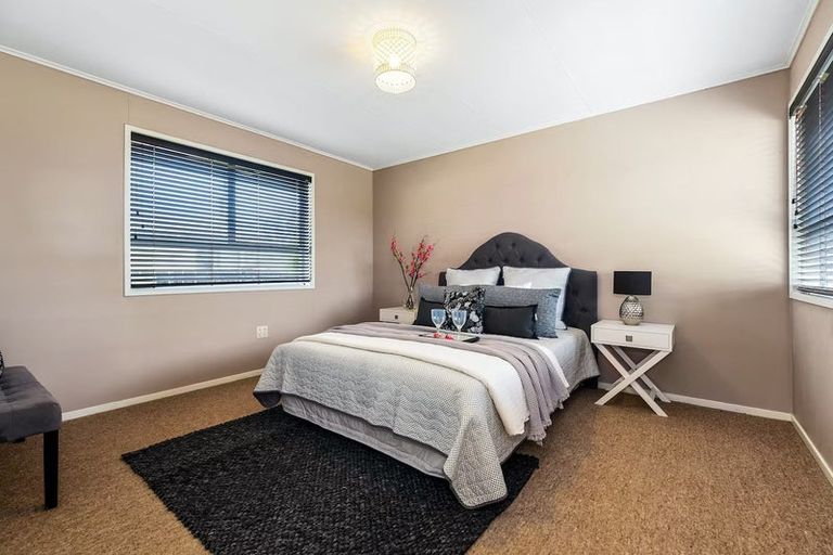 Photo of property in 1 Lancaster Street, Dinsdale, Hamilton, 3204