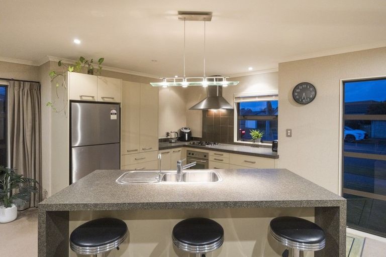 Photo of property in 6 Brooklyn Heights Drive, Kelvin Grove, Palmerston North, 4414