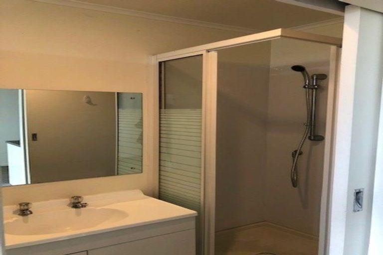 Photo of property in 135 Birkenhead Avenue, Birkenhead, Auckland, 0626