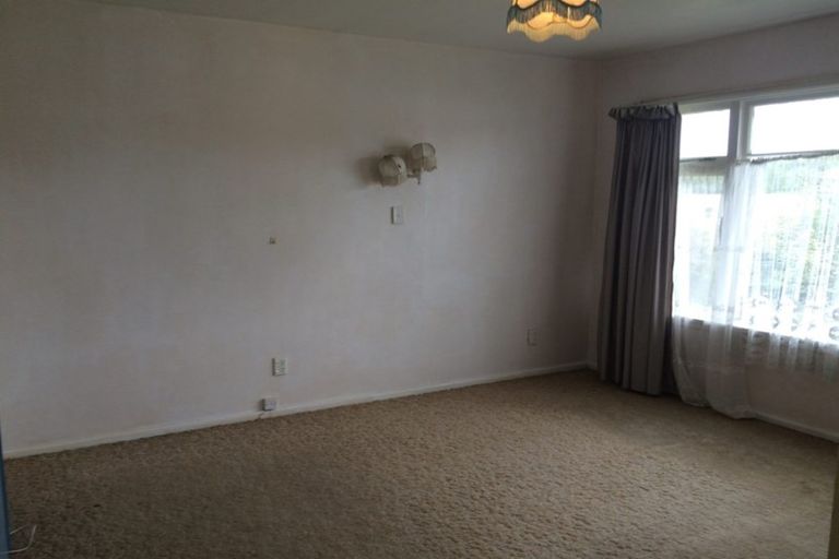 Photo of property in 122 Avonhead Road, Avonhead, Christchurch, 8042