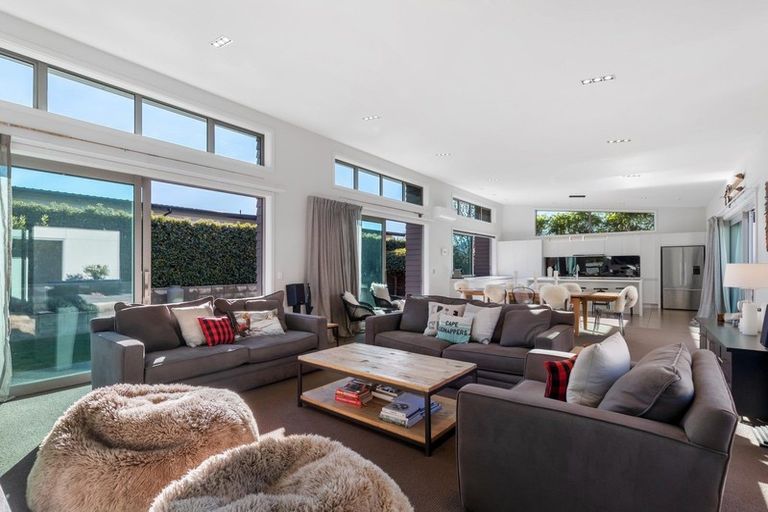 Photo of property in 44 Kelliher Drive, Wanaka, 9305