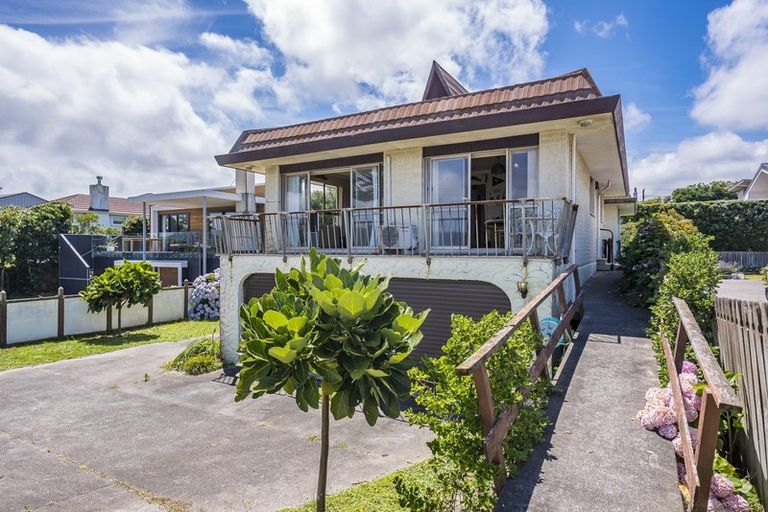 Photo of property in 80a Marine Parade, Paraparaumu Beach, Paraparaumu, 5032