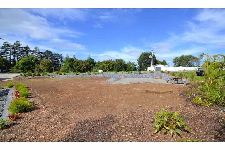 Photo of property in 3 Appletree Lane, Kerikeri, 0230