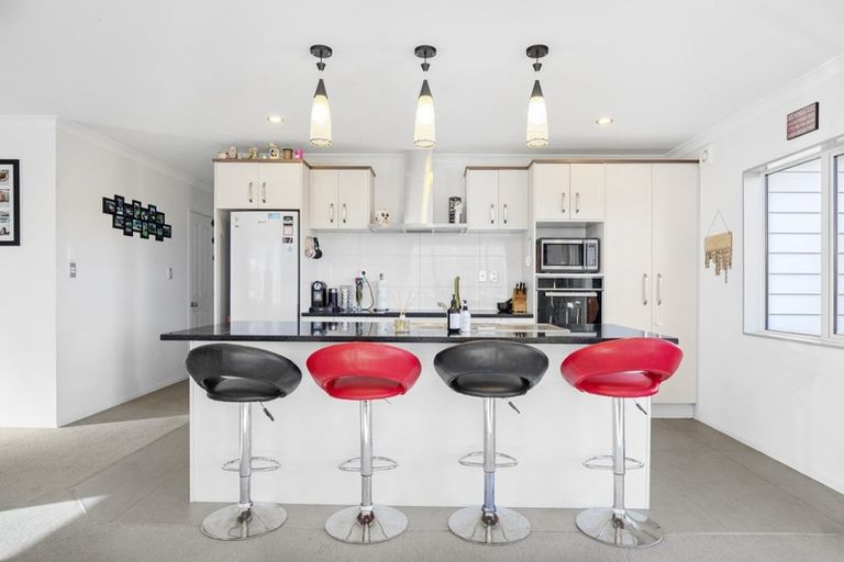 Photo of property in 11 Hua Place, Tuakau, 2121