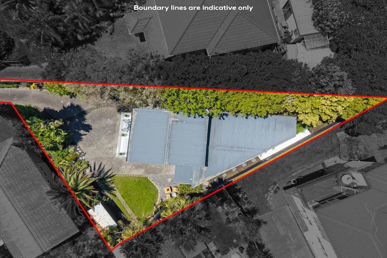 Photo of property in 120a Awaruku Road, Torbay, Auckland, 0630