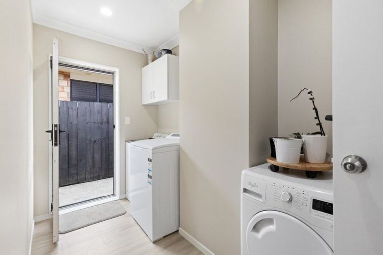 Photo of property in 7 Greig Place, Pukekohe, 2120