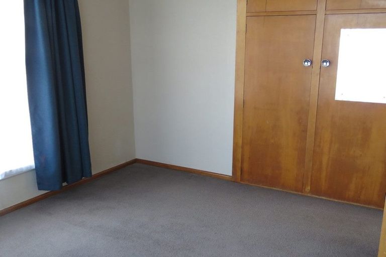 Photo of property in 64 Staveley Street, Avonhead, Christchurch, 8042