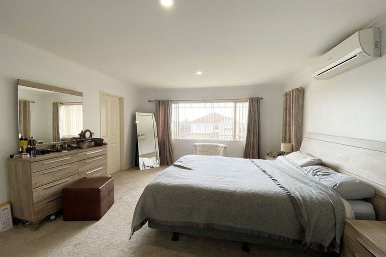 Photo of property in 2 Carbisdale Road, Flat Bush, Auckland, 2016
