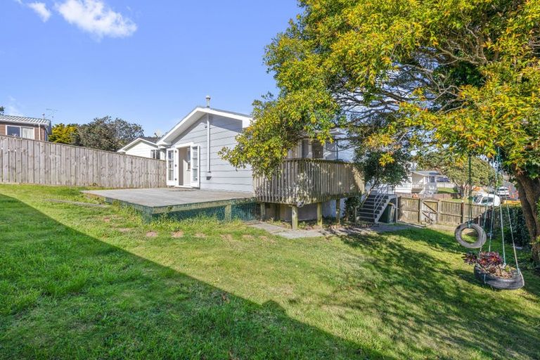 Photo of property in 17 Moult Street, Titahi Bay, Porirua, 5022