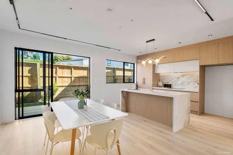 Photo of property in 4/59 Howe Street, Howick, Auckland, 2014