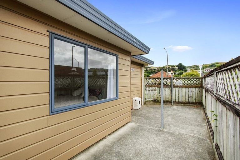 Photo of property in 1 Elena Place, Welcome Bay, Tauranga, 3112