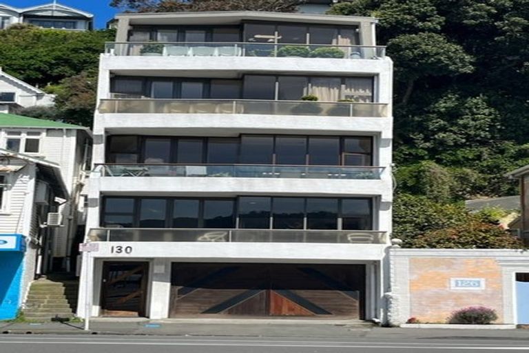 Photo of property in 130u2 Oriental Parade, Oriental Bay, Wellington, 6011