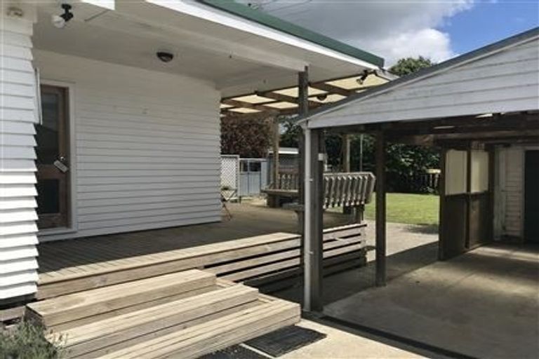 Photo of property in 36 Alice Street, Riverhead, 0820