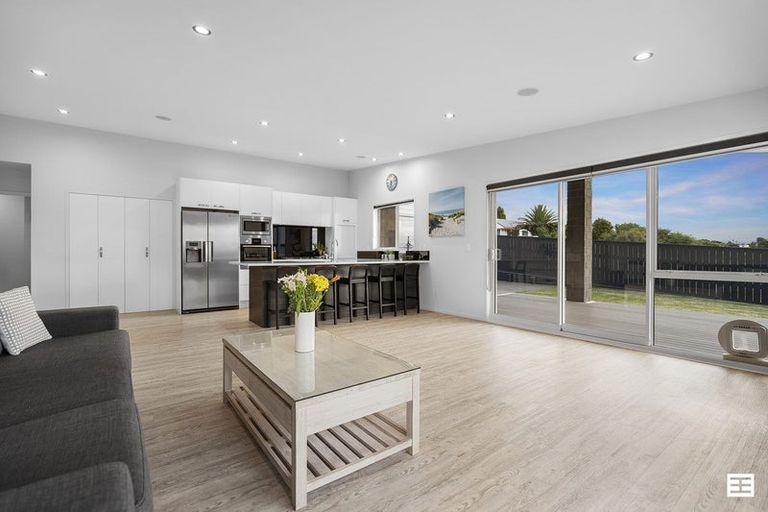 Photo of property in 11 Inlet Views, Bethlehem, Tauranga, 3110