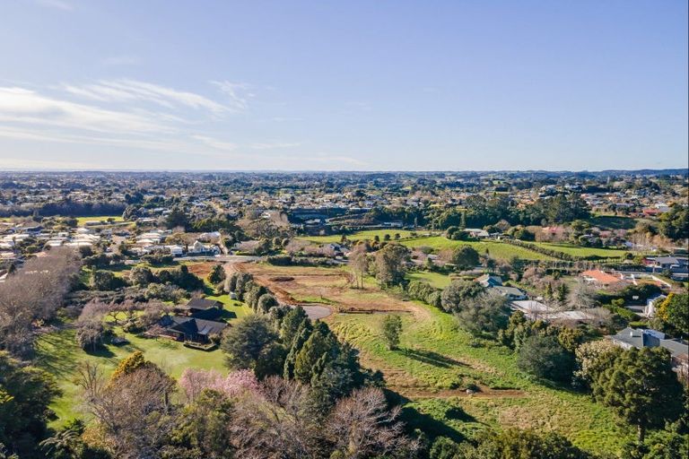 Photo of property in 336-348 Frankley Road, Ferndale, New Plymouth, 4310