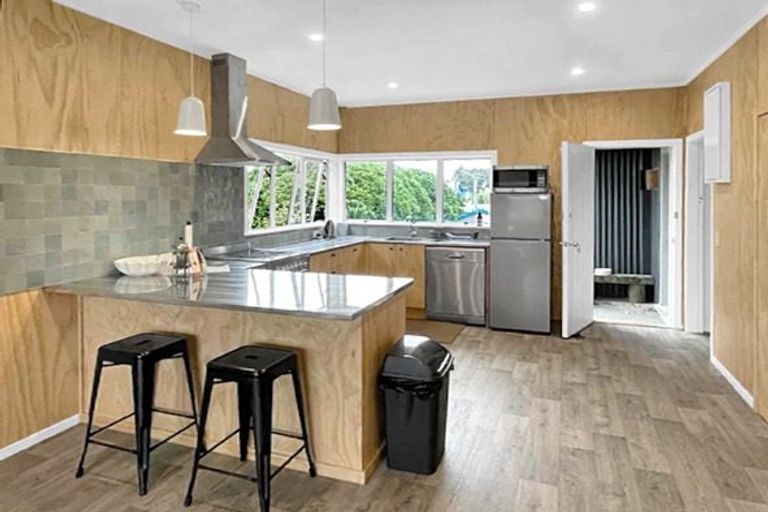 Photo of property in 101 Rua Avenue, Waitarere Beach, Levin, 5510