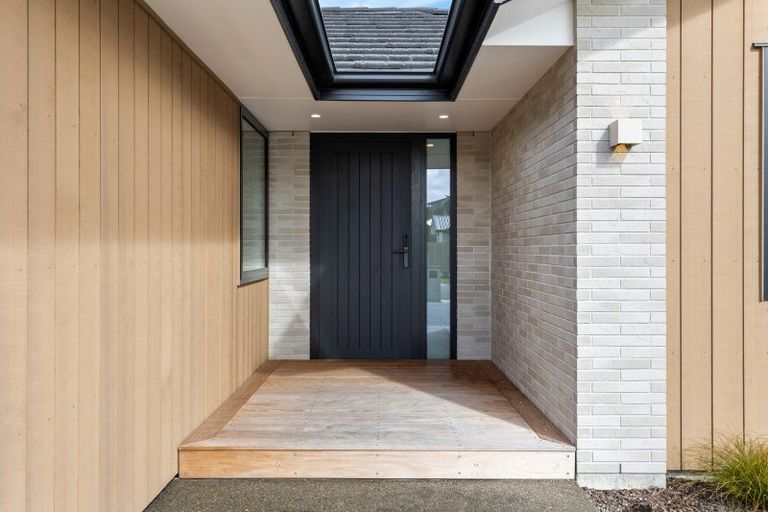 Photo of property in 54 Freedom Drive, Kelvin Grove, Palmerston North, 4414