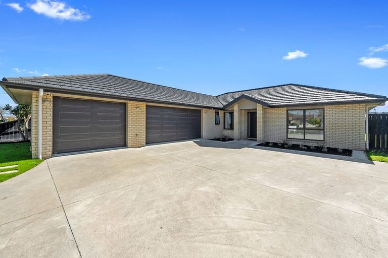 Photo of property in 129 Wentworth Drive, Rototuna North, Hamilton, 3210