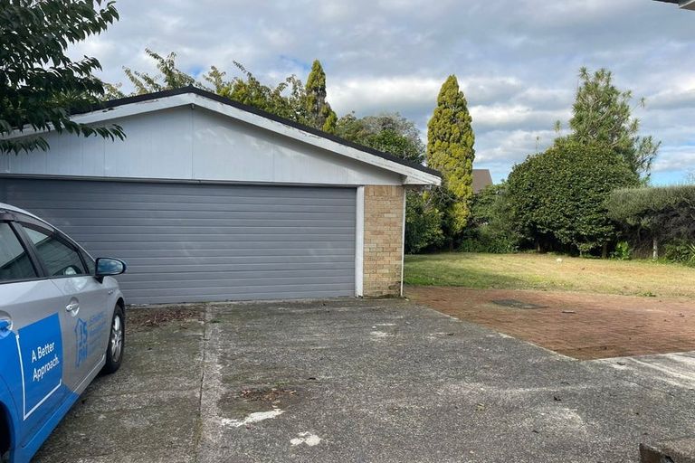Photo of property in 372 Great South Road, Opaheke, Papakura, 2113