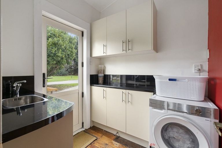 Photo of property in 106 Ngarongo Road, Normanby, Hawera, 4673
