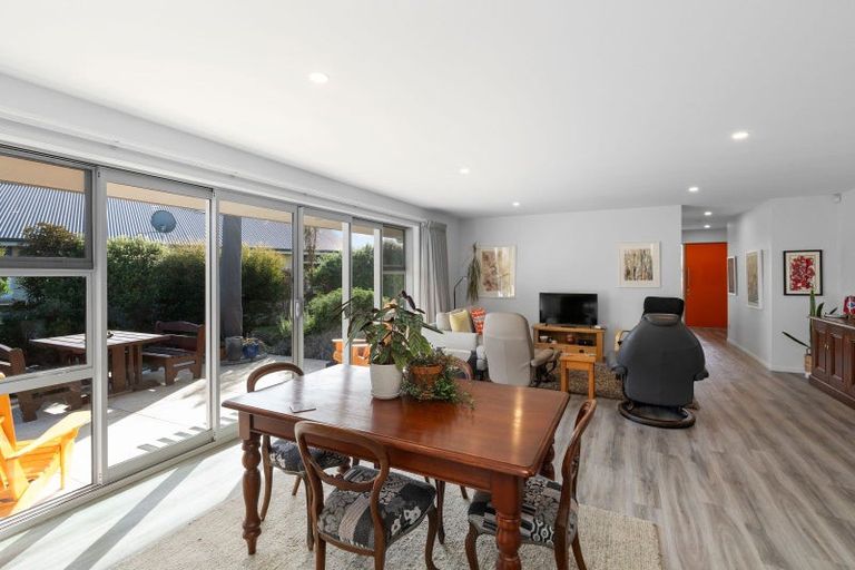 Photo of property in 21 Gladys Place, Levin, 5510