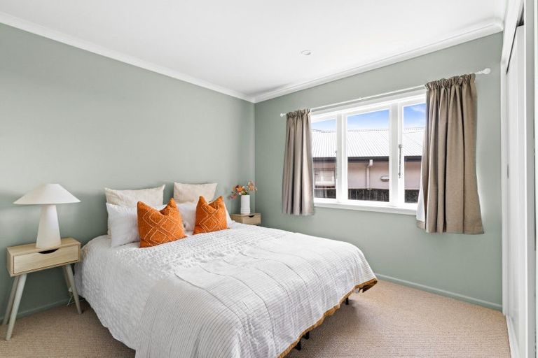 Photo of property in 3 Goddard Lane, Havelock North, 4130