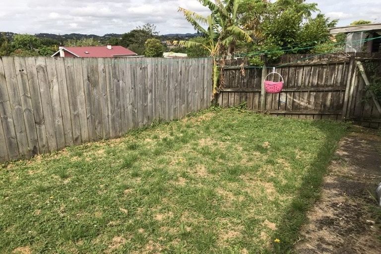 Photo of property in 65 Astley Avenue, New Lynn, Auckland, 0600