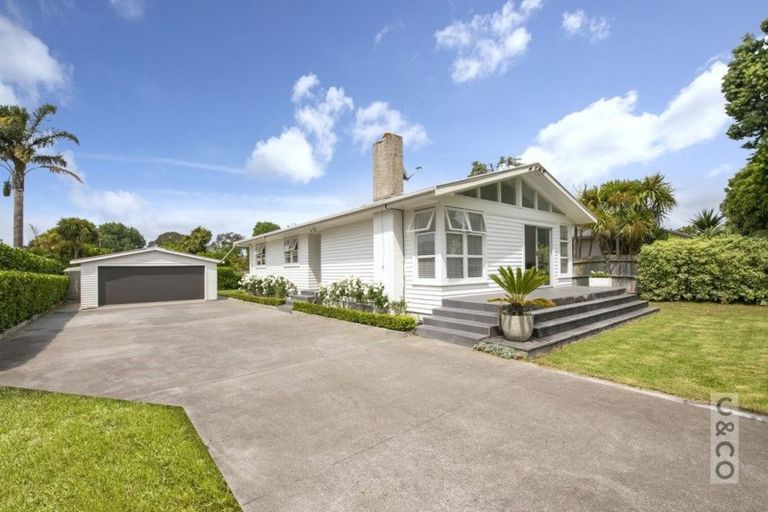 Photo of property in 12 Maude Street, Riverhead, 0820