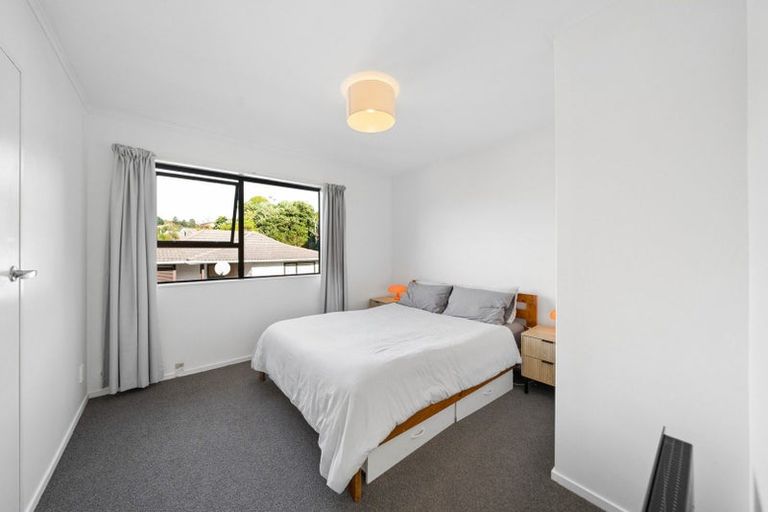 Photo of property in 19 Staithes Drive North, Whitby, Porirua, 5024