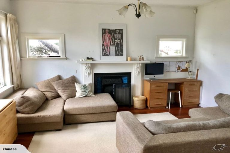 Photo of property in 1/12 Te Anau Avenue, Hataitai, Wellington, 6021