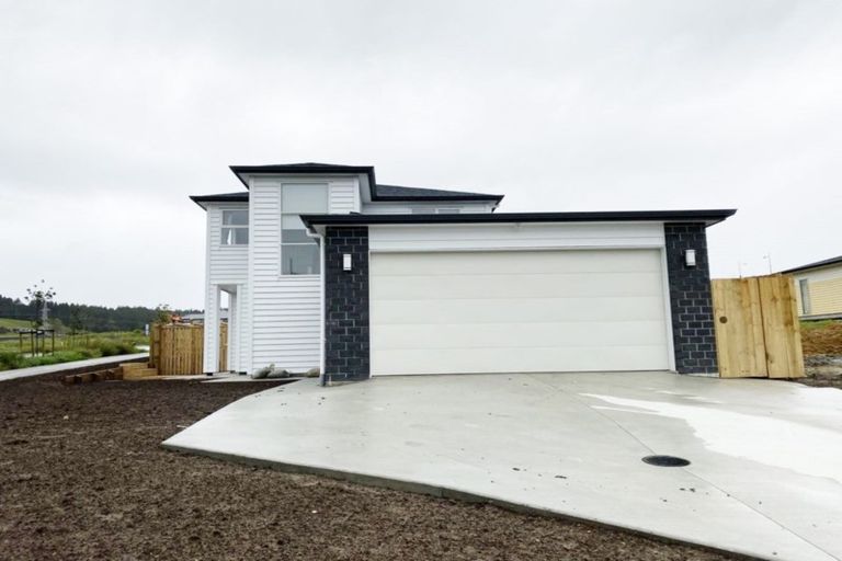 Photo of property in 1 Piccolo Court, Kumeu, 0810