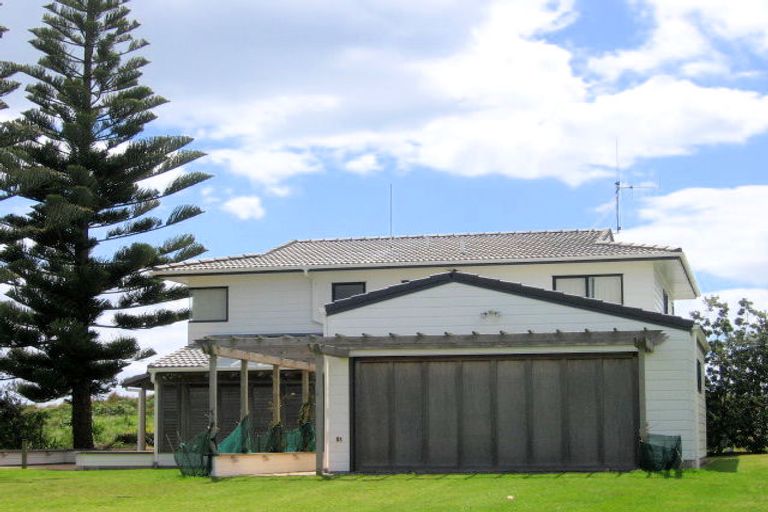 Photo of property in 51 Bway Road, Waihi Beach, 3611