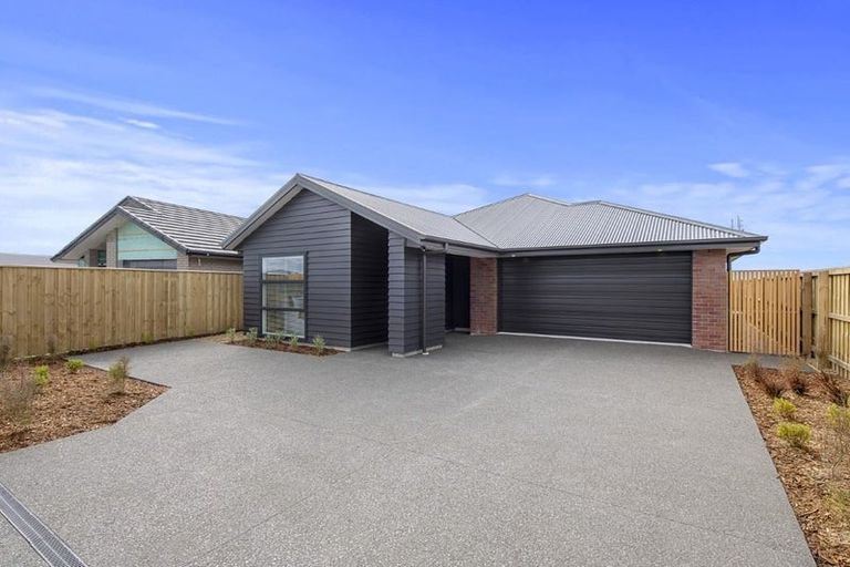 Photo of property in 18 Chambers Avenue, Woodend, 7610