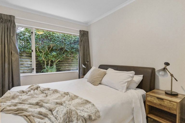 Photo of property in 36 Shepherd Road, Waipahihi, Taupo, 3330