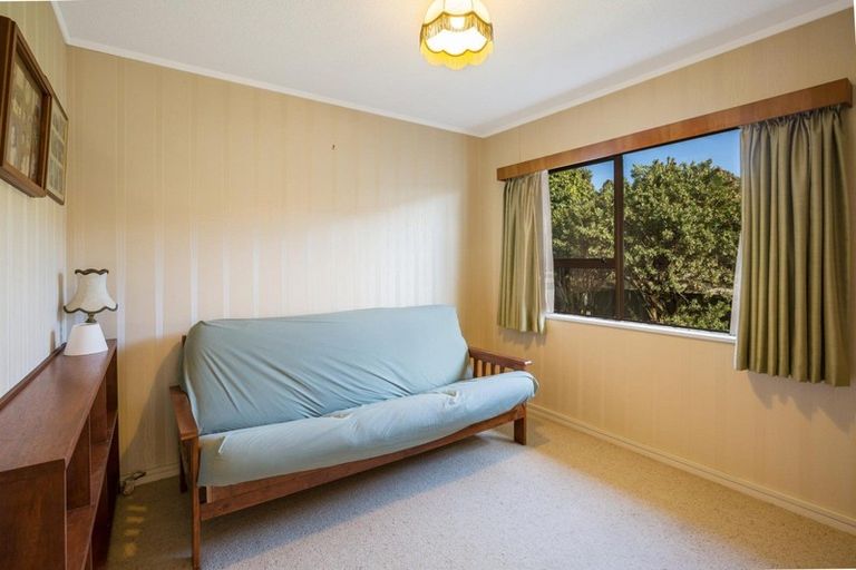 Photo of property in 25a Latitude Close, Whitby, Porirua, 5024