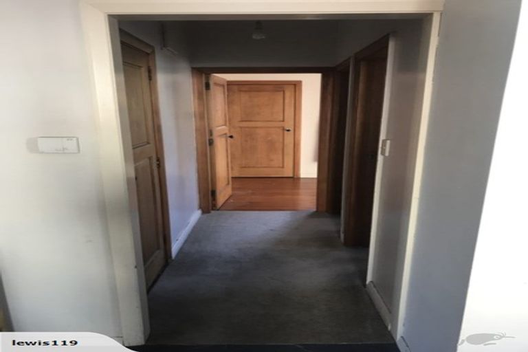 Photo of property in 21 Piko Crescent, Riccarton, Christchurch, 8041