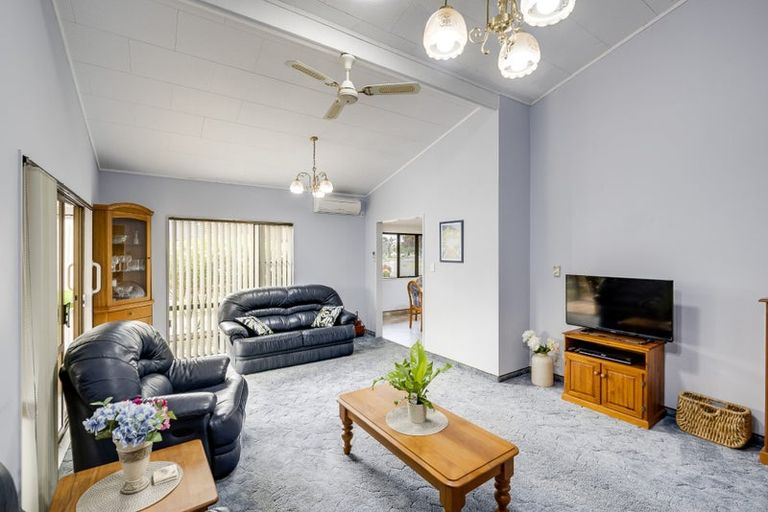 Photo of property in 2/30 Ngarimu Crescent, Taradale, Napier, 4112