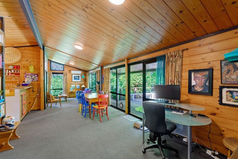 Photo of property in 16 Lupin Road, Otaki, 5512
