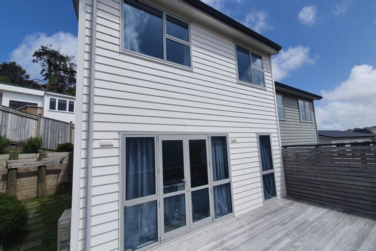 Photo of property in 20u6 Glanmire Road, Newlands, Wellington, 6037