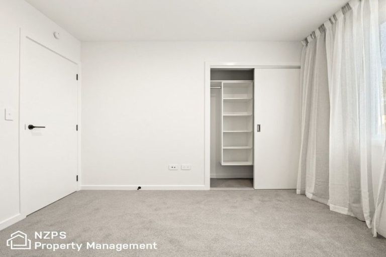 Photo of property in 6-d Berwick Street, Mosgiel, 9024