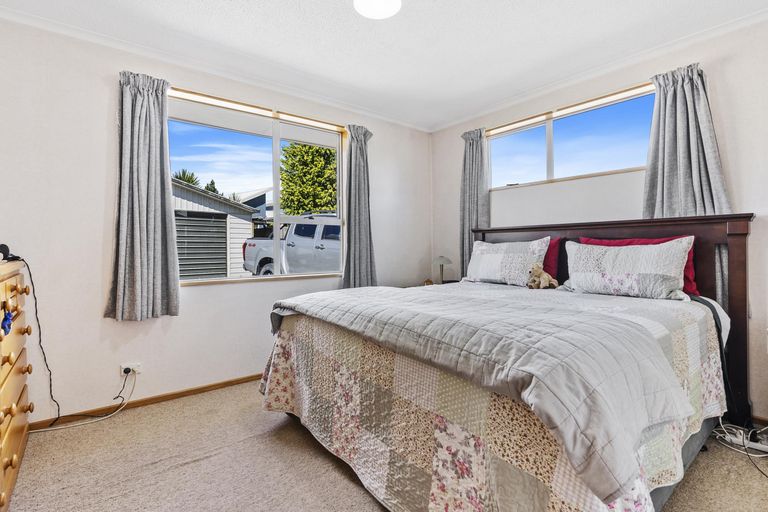 Photo of property in 13 Omahau Crescent, Twizel, 7901
