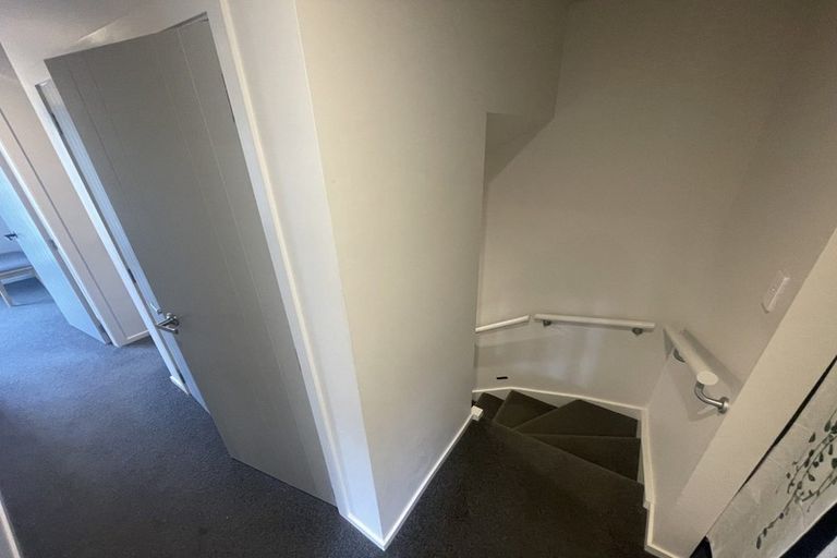 Photo of property in 18a Rarangi Way, Owhiro Bay, Wellington, 6023